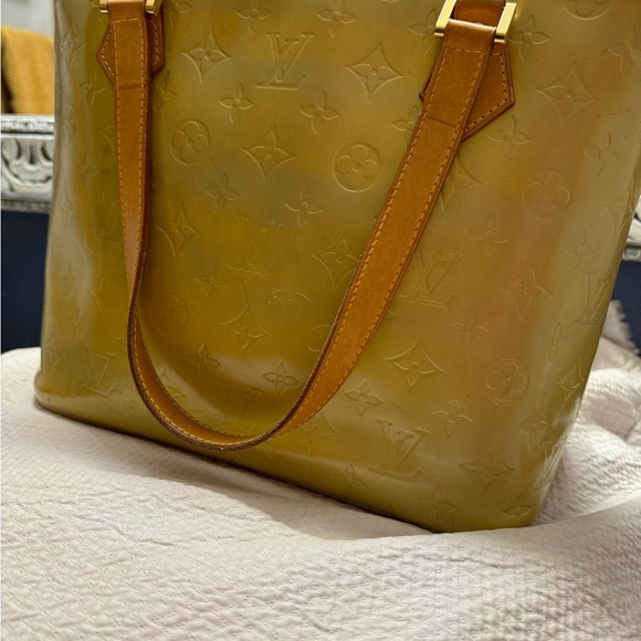 Louis Vuitton Monogram Vernis Huston Handbag - Picture 1 of 11